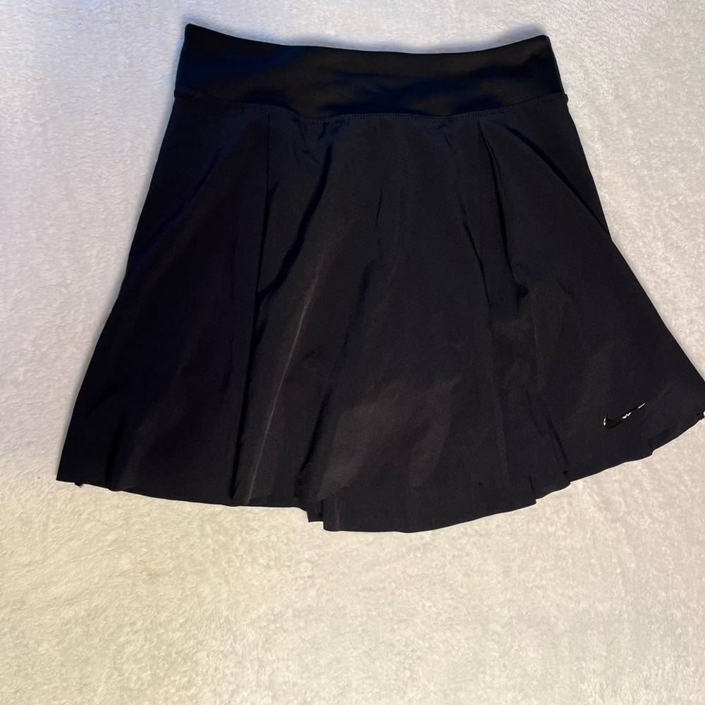 Nike Dri-FIT Pleated Tennis Golf Skort Black Built-In Shorts Women’s Small